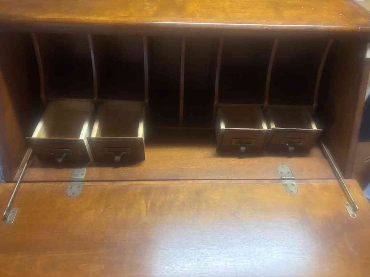 antique secretary desk - Cleveland, Ohio - FleaMarketBay