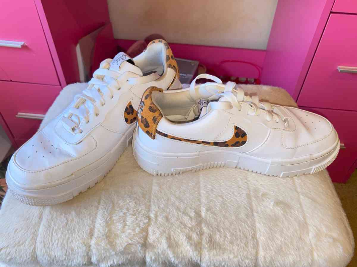 womens nike shoes - Lynchburg, Virginia - FleaMarketBay