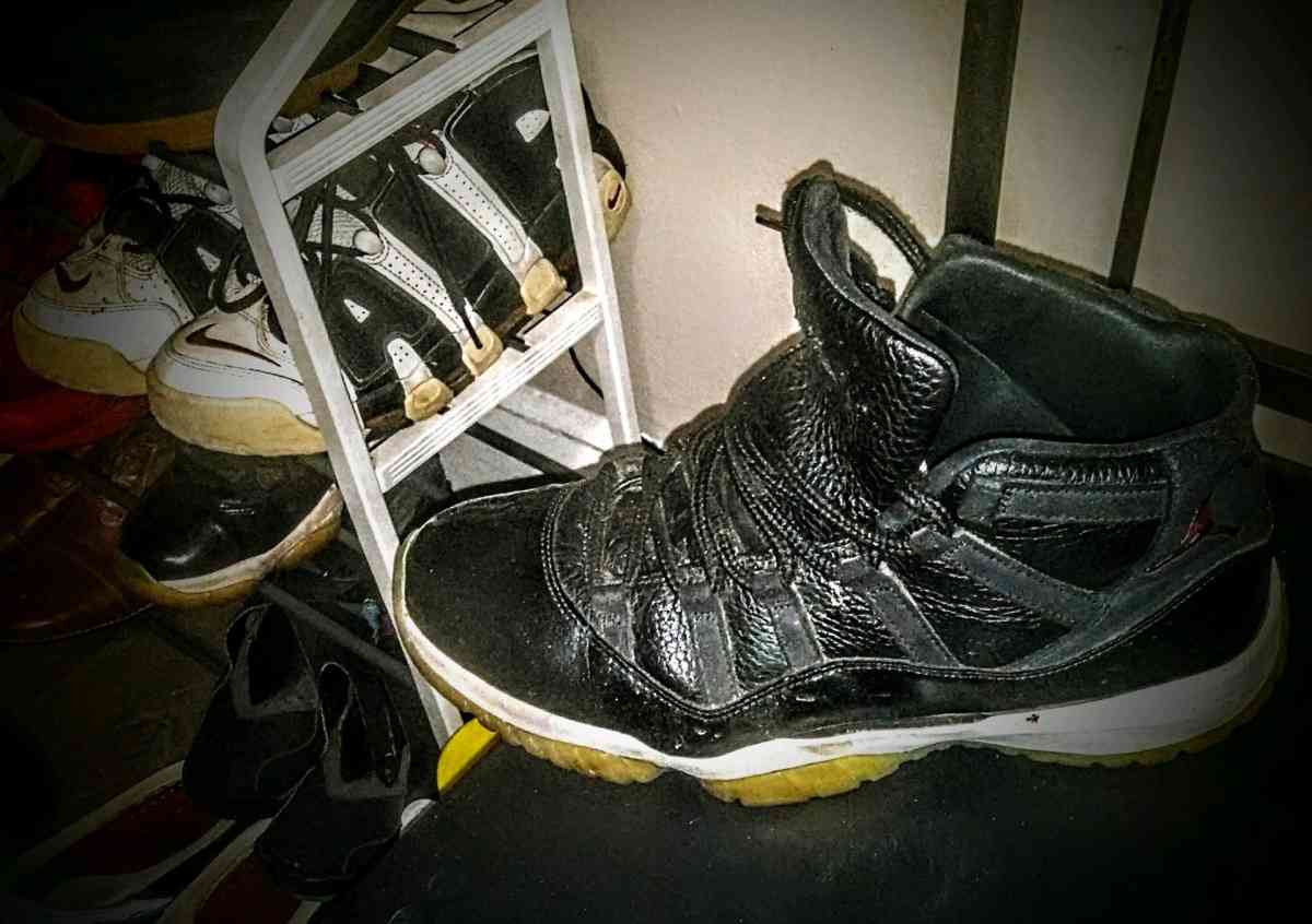 Jordan 11 space jams classic original colors as shown on tv