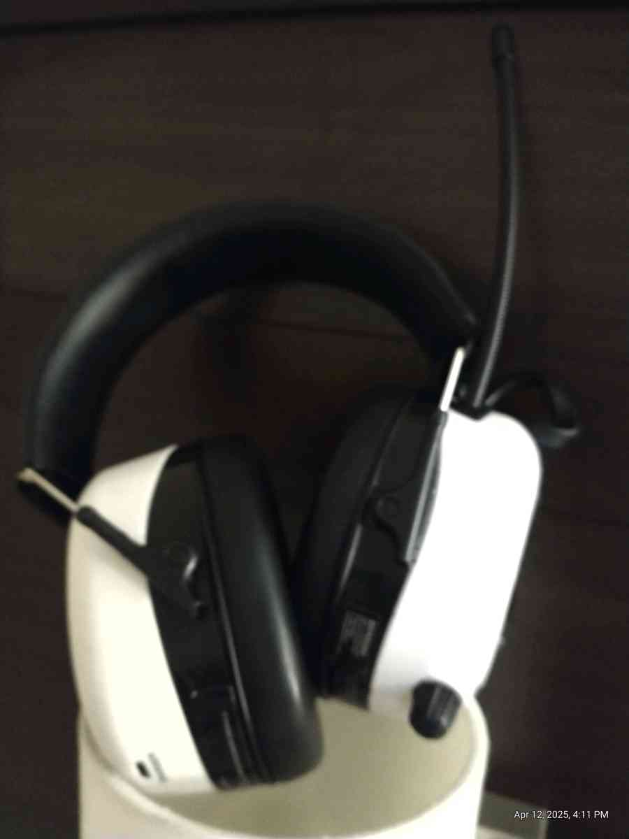 Protection Headphones - Auburn, Washington - FleaMarketBay
