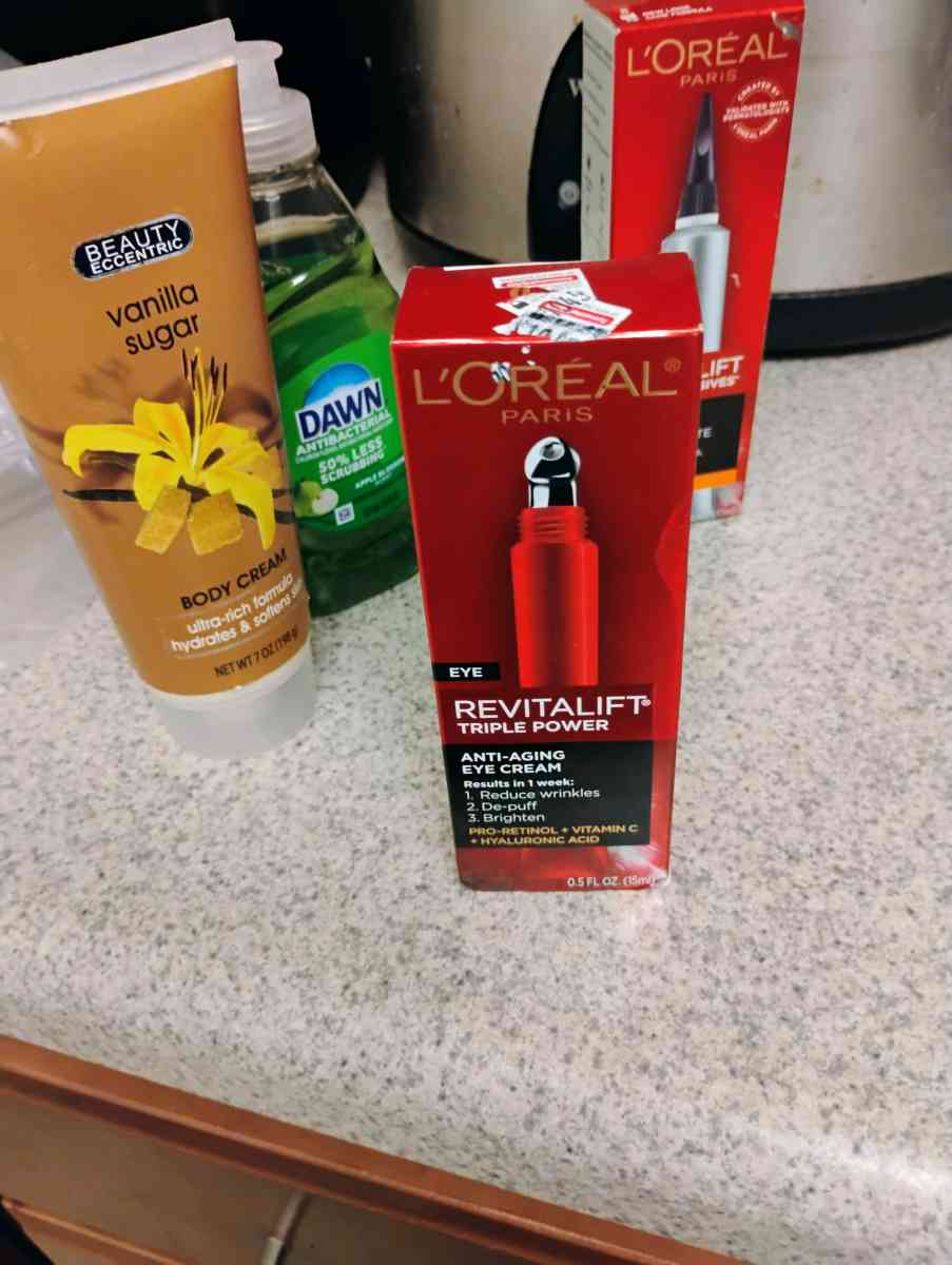 LOreal face cream and stuff - Newport News, Virginia - FleaMarketBay