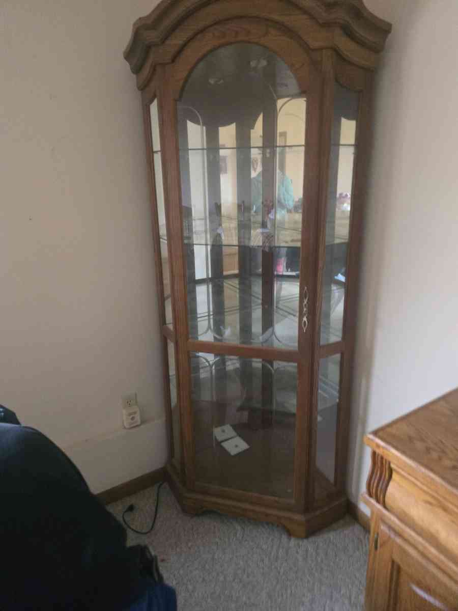 cabinet - Lincoln, Nebraska - FleaMarketBay