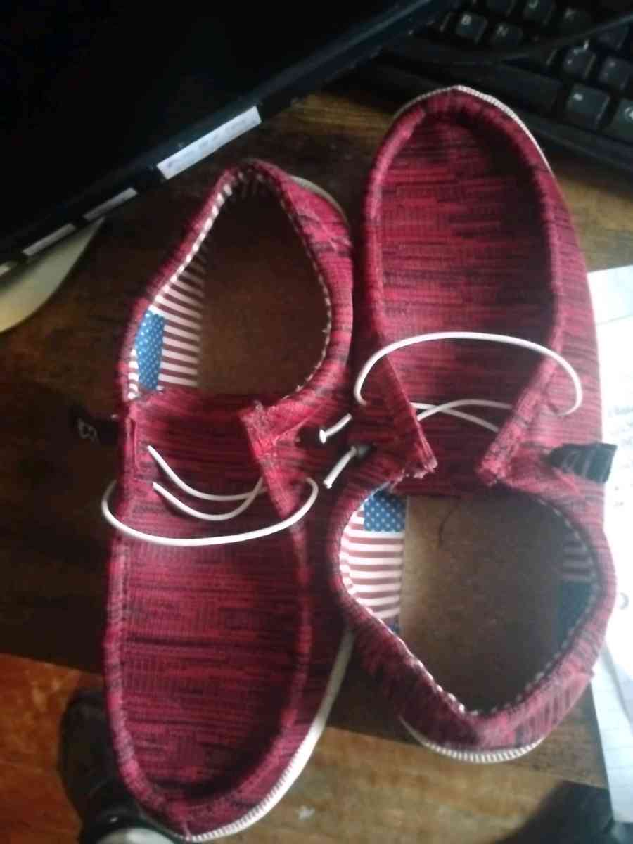 size 13 men tennis shoes - Saint Joseph, Missouri - FleaMarketBay