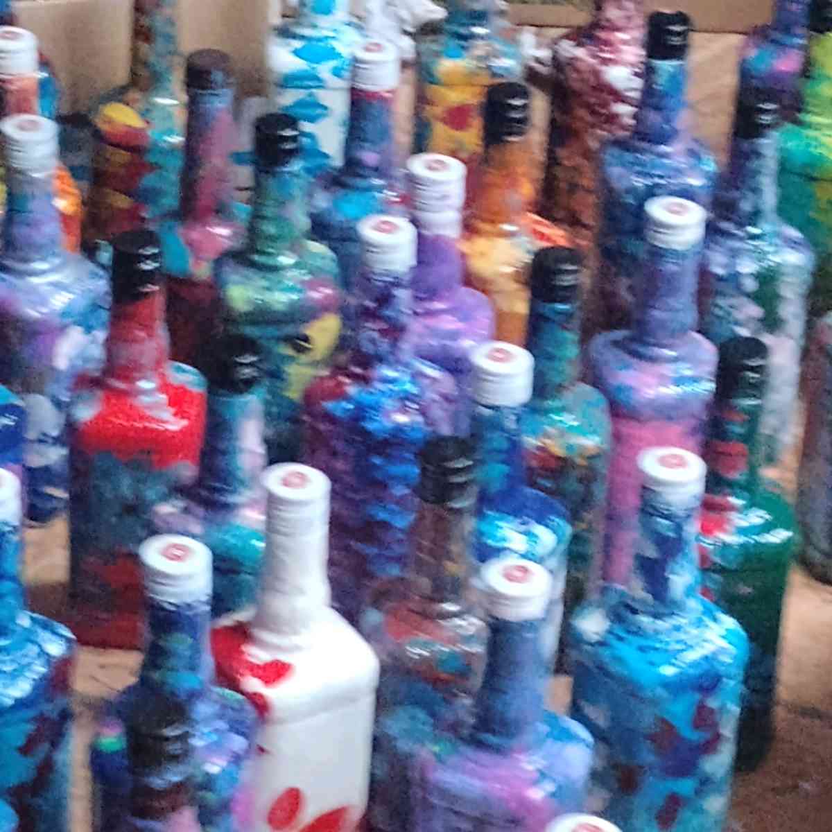 hand painted bottles Great for wedding tablesets - Toledo, Washington - FleaMarketBay