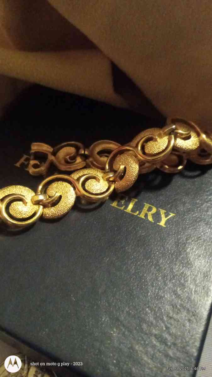 Vintage Trifari Bracelet - Advent, West Virginia - FleaMarketBay