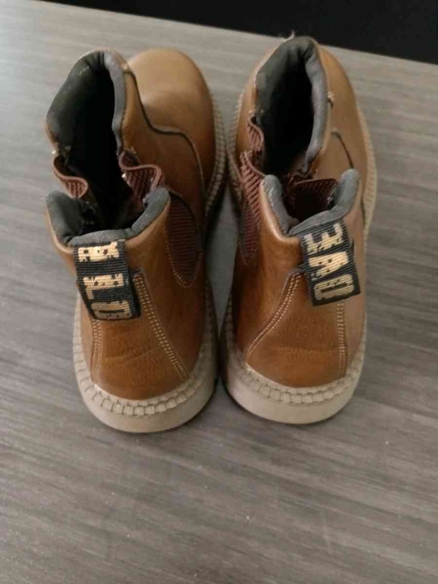 Mens Waterproof Steel toe Boots - Los Angeles, California - FleaMarketBay