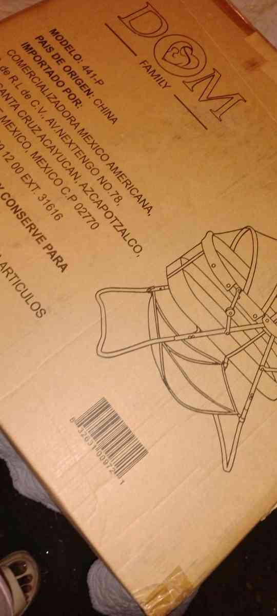 Bassinet - Los Angeles, California - FleaMarketBay