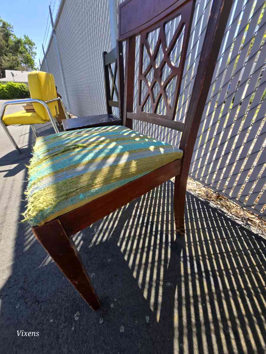Dining chairs variety - Ashland, Oregon - FleaMarketBay