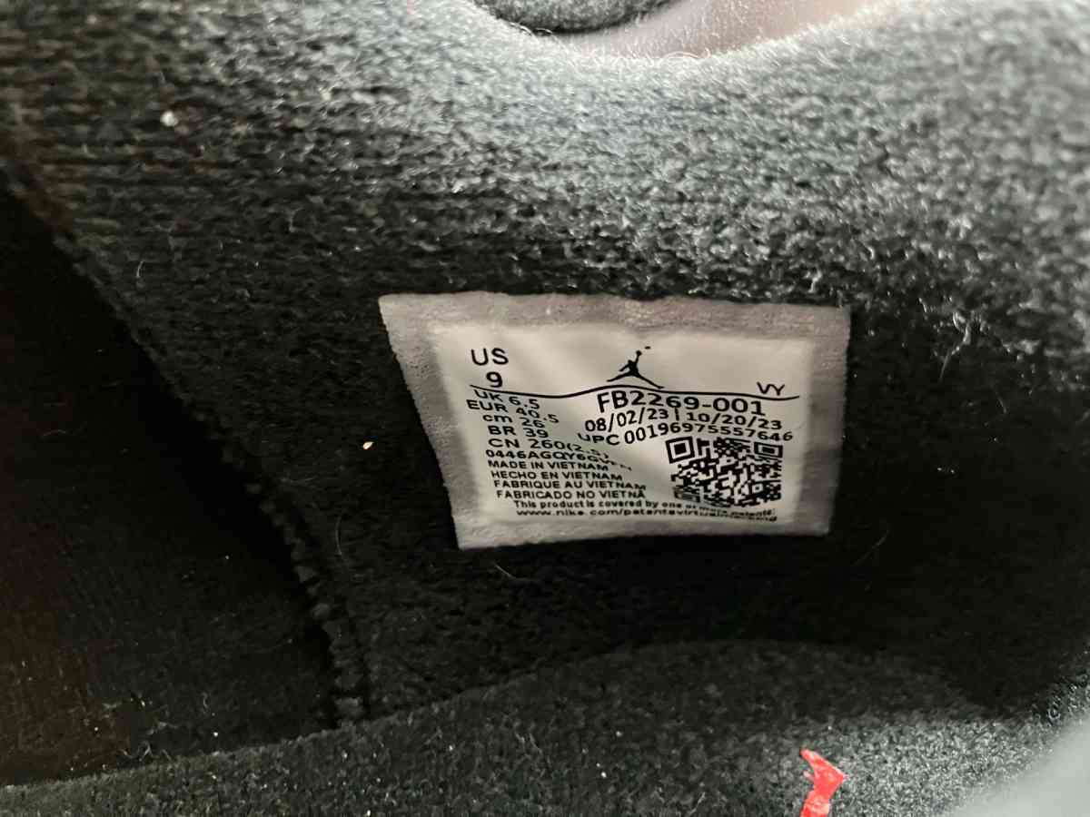 womens Nike stadium 90 formula 23 air Jordans - Reno, Nevada - FleaMarketBay