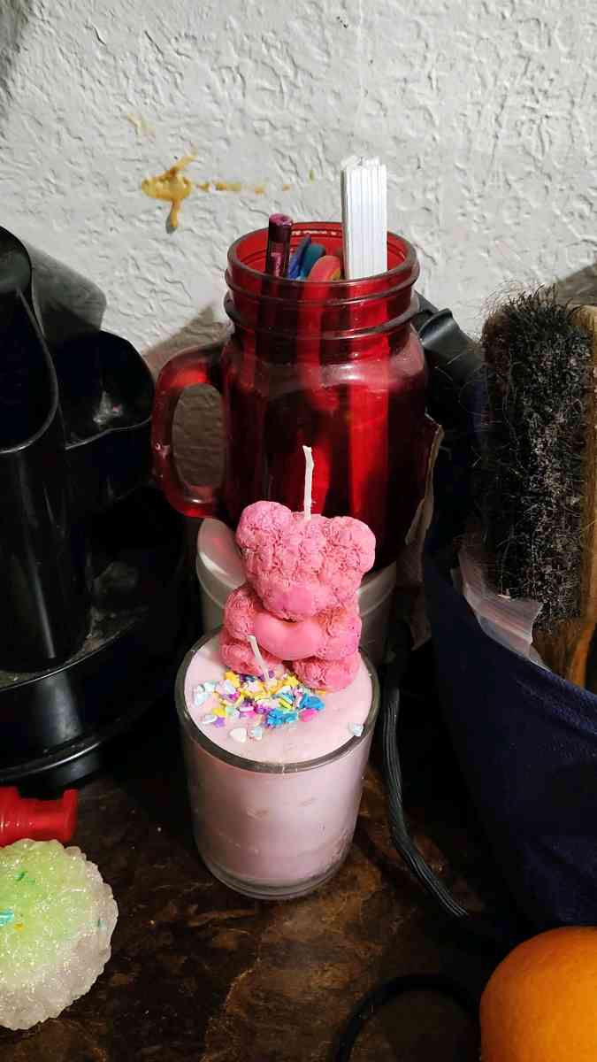 Louis vuitton versace and Chanel candles - Houston, Texas - FleaMarketBay