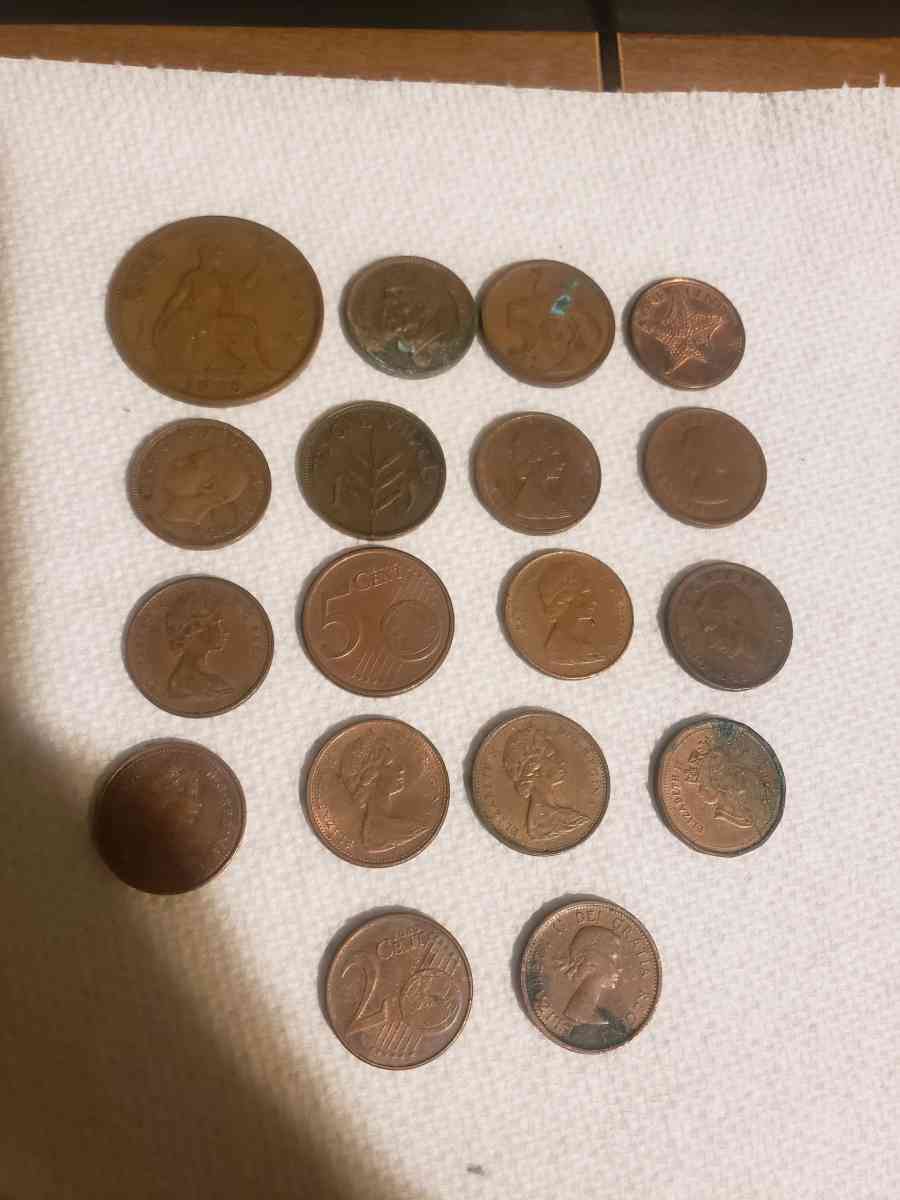 miscellaneous international coin lot older dates - Suffield, Connecticut - FleaMarketBay