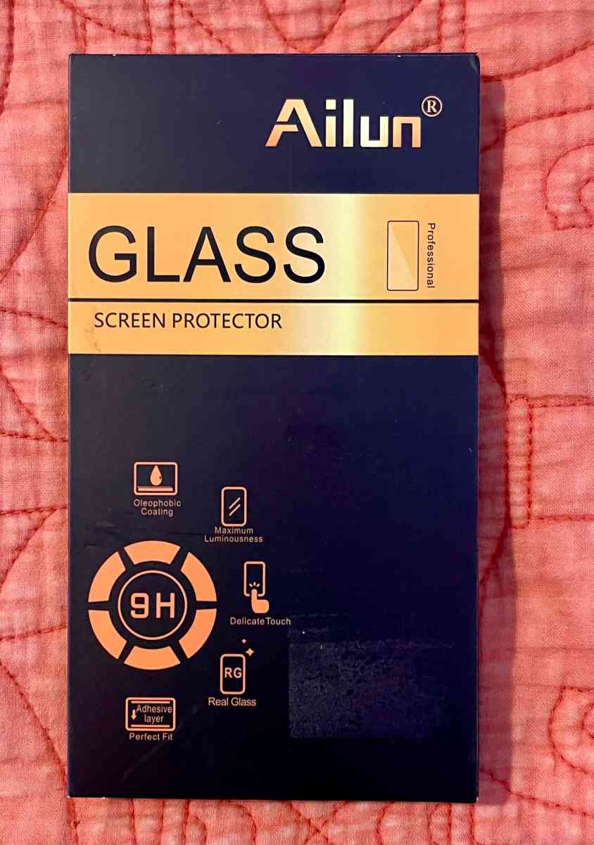 IPhone 11 Pro Max 64G Bundle - Charlotte, North Carolina - FleaMarketBay