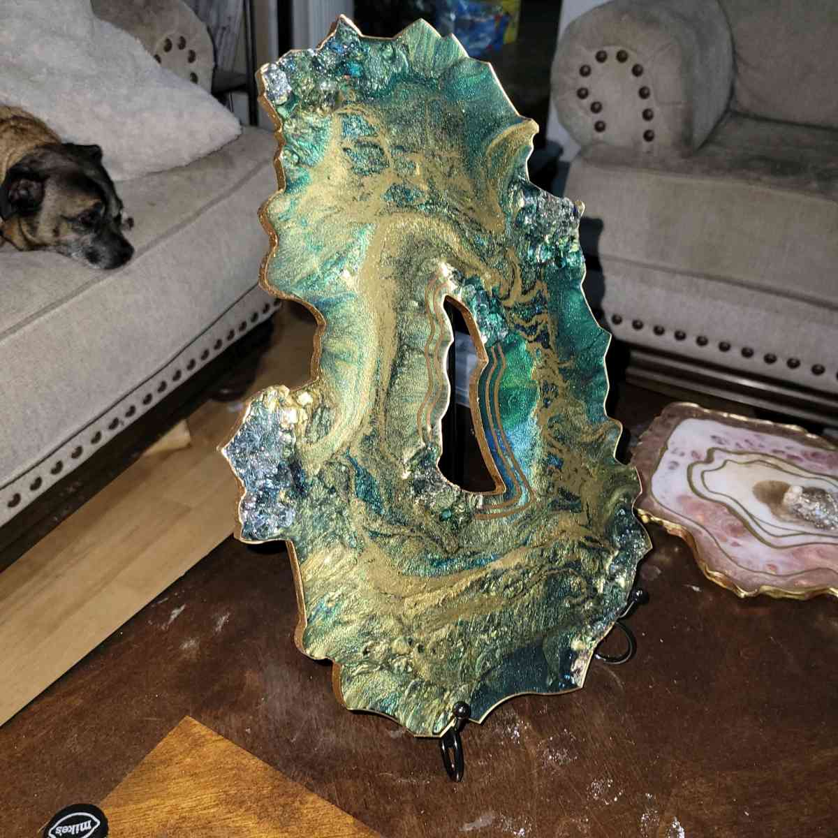 Geode Artwork Stand included - Rochester, New Hampshire - FleaMarketBay