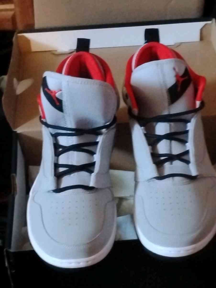 Jordan fadeaways - Wilkes Barre, Pennsylvania - FleaMarketBay