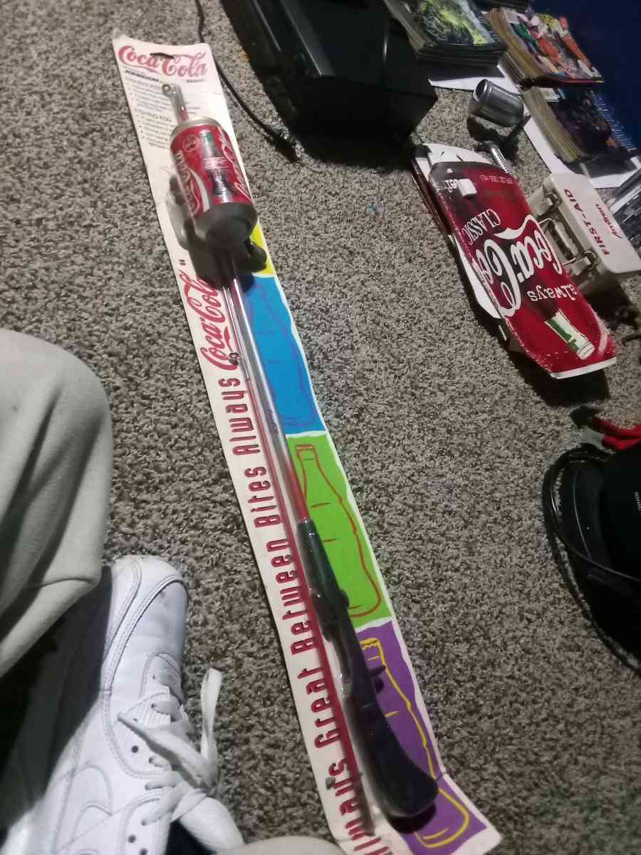 coca cola fishing pole still in package - Mc Minnville, Tennessee