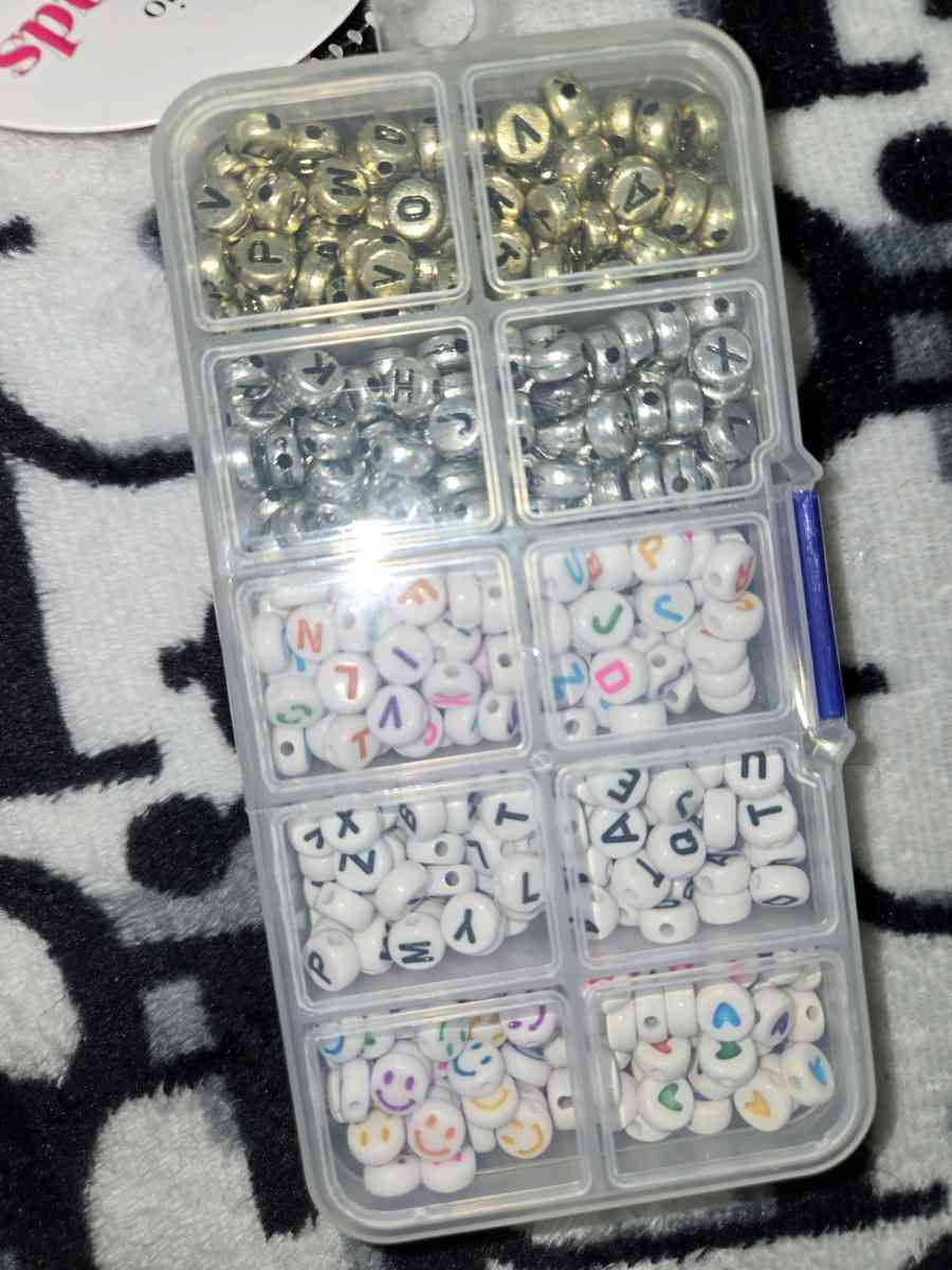 brand new letters beads never opened see pics - Manteca, California - FleaMarketBay
