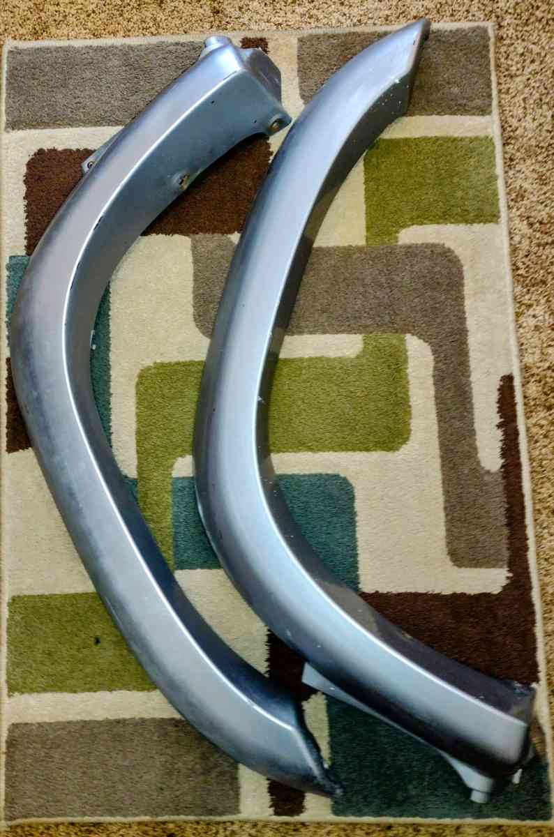 97 4Runner limited edition flares - Magna, Utah - FleaMarketBay