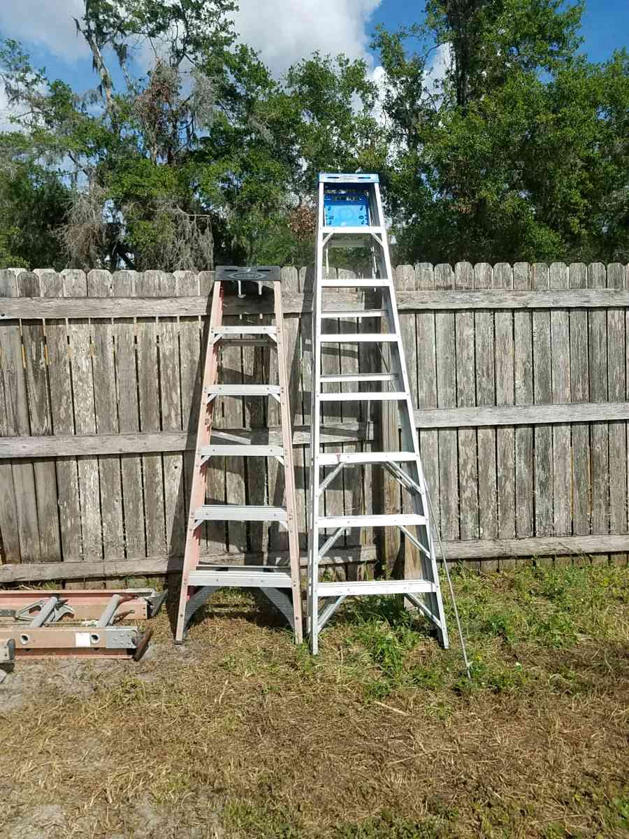 6ft  10ft folding ladders - Land O Lakes, Florida
