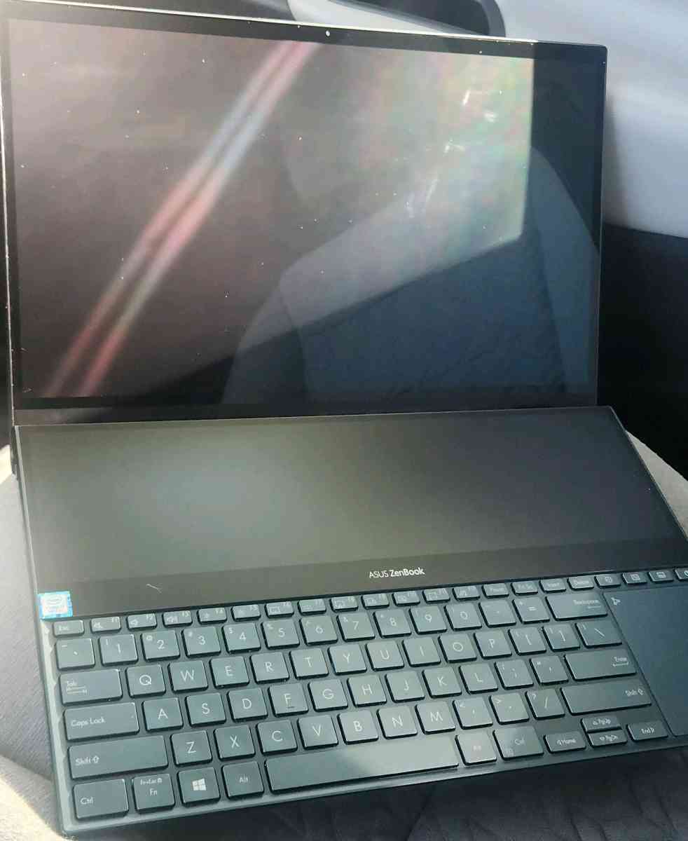 ASUS ZenBook Pro Duo UX581 GeForce RTX 2060 - Los Angeles, California - FleaMarketBay