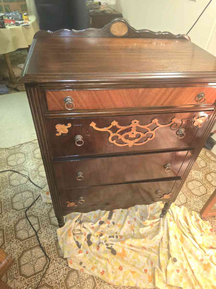 dresser - Lincoln, Nebraska - FleaMarketBay