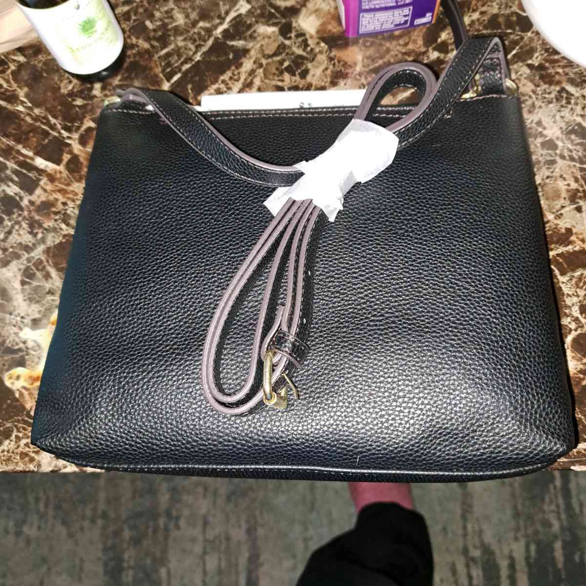 Liz Claiborne purse brand new - Indianapolis, Indiana - FleaMarketBay
