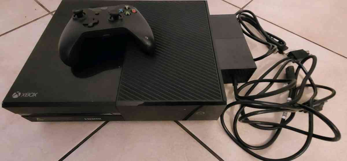 XBOX ONE And GAMES - Coconut Creek, Florida - FleaMarketBay