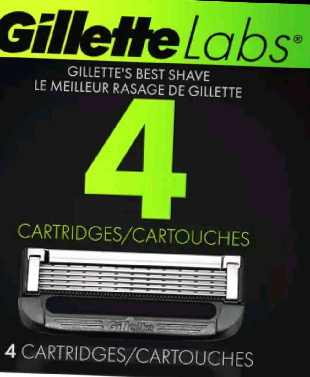 GILLETTE LABS 4 CARTRIDGES
