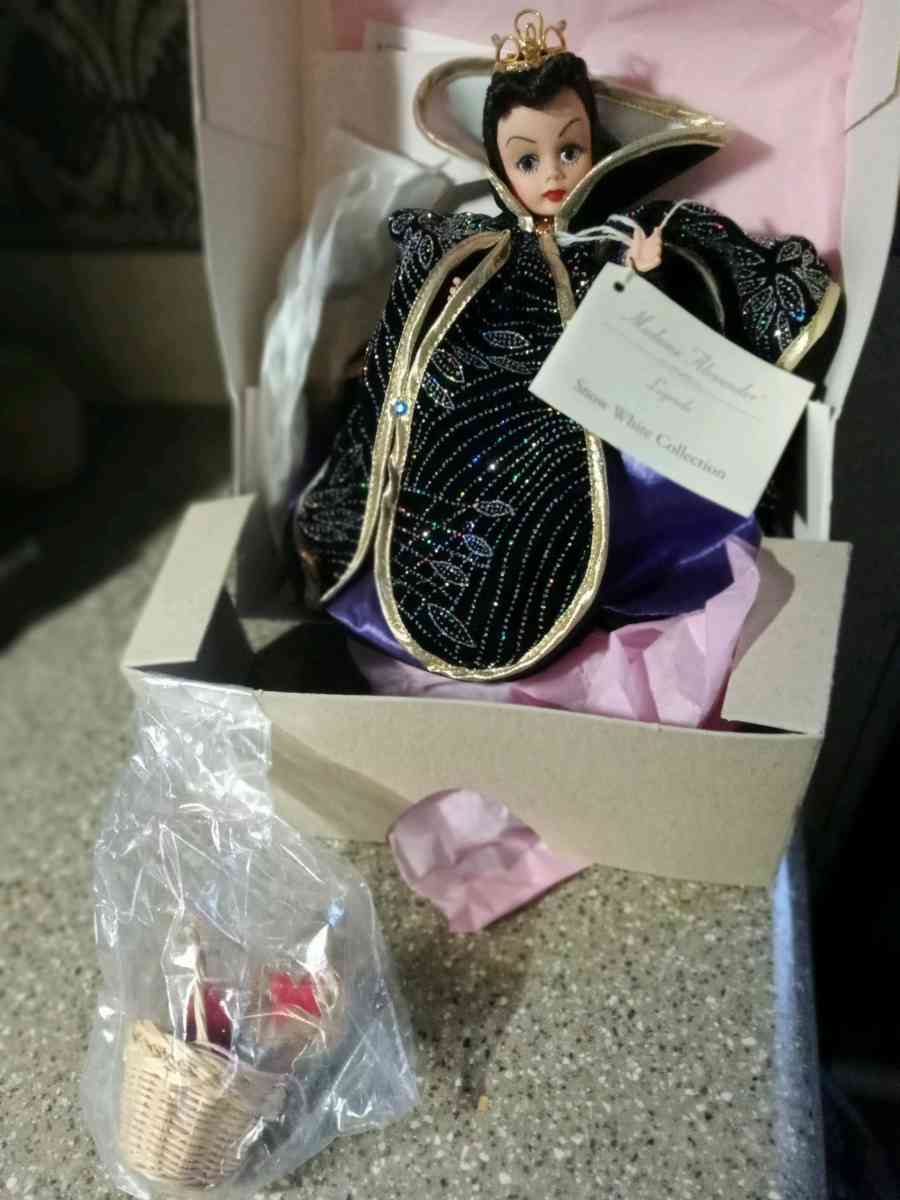 Madame Alexander Wicked Stepmother - Newton, Illinois - FleaMarketBay