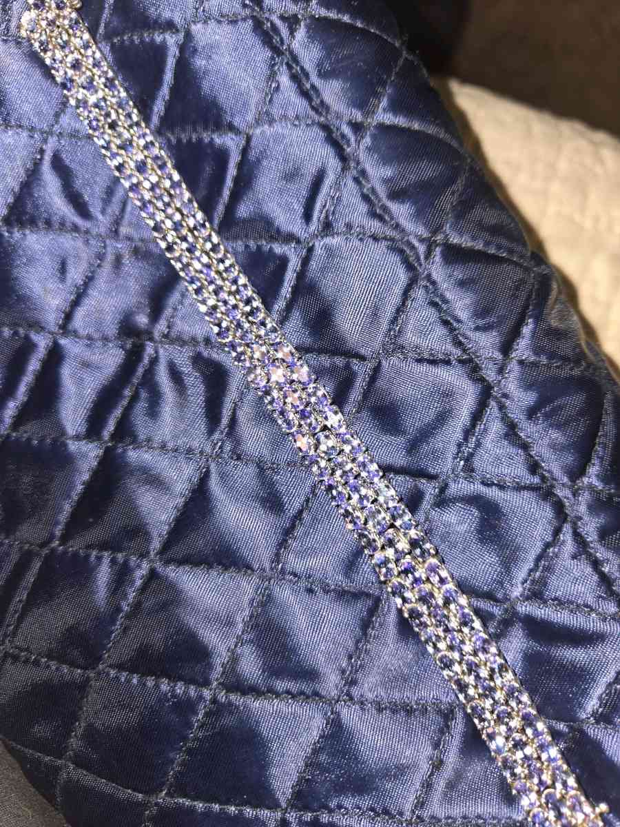 beautiful silver 925 with tanzanite stones tennis bracelet - Manteca, California - FleaMarketBay