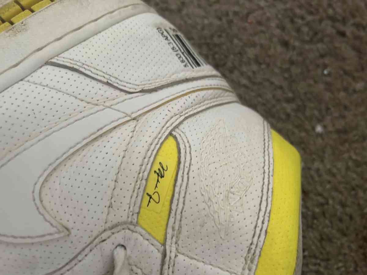 Air Jordan 1 Retro High OG First Class Flight - Reynoldsburg, Ohio - FleaMarketBay