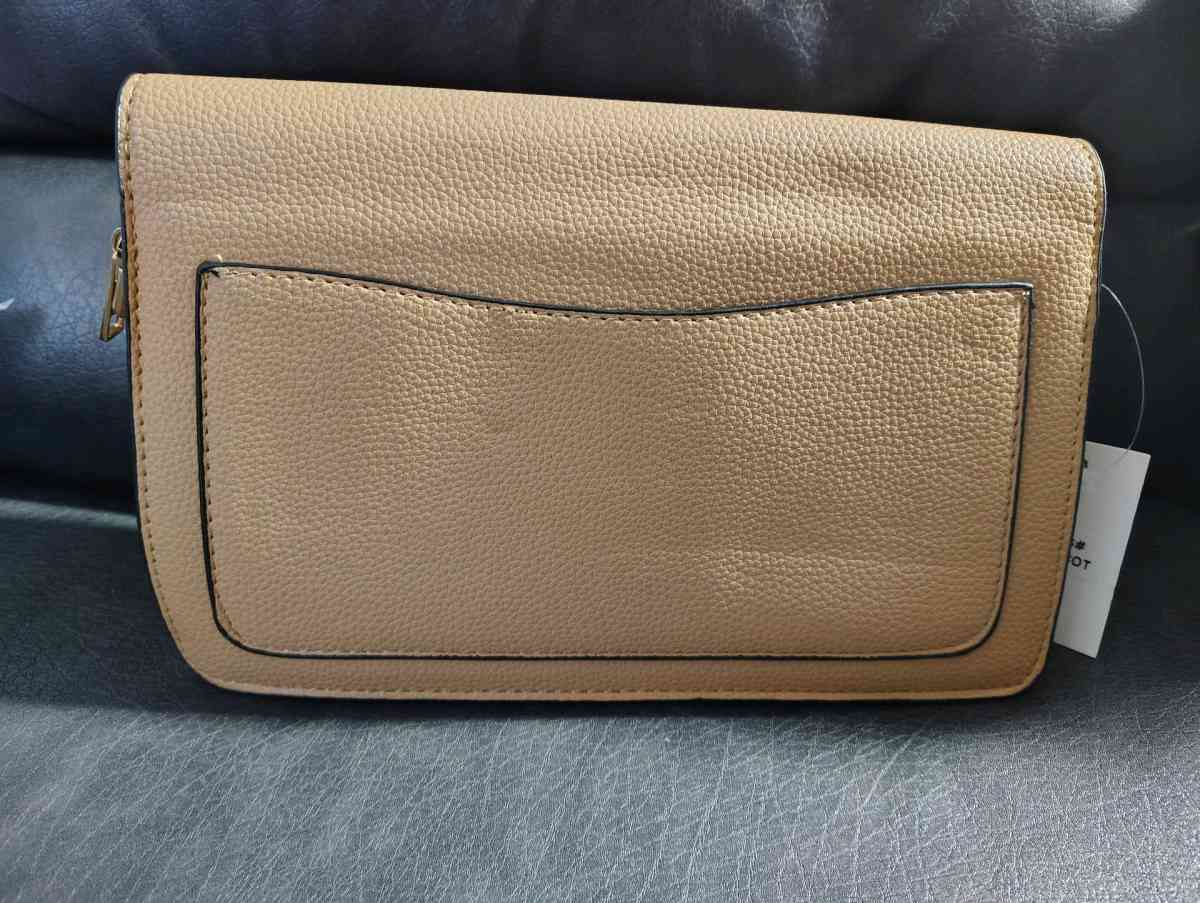 Crossbody Bag - Milwaukee, Wisconsin - FleaMarketBay