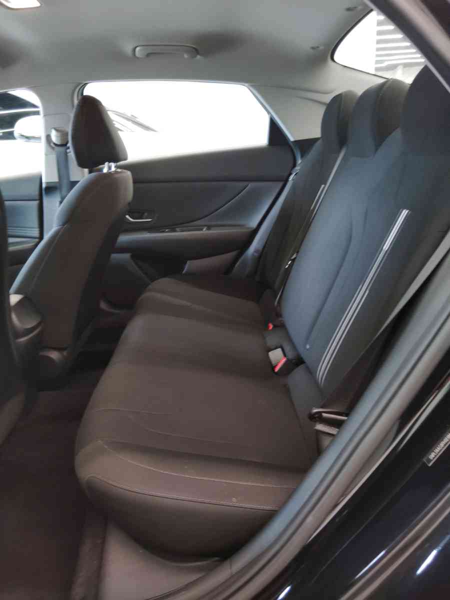 2023 Hyundai Elantra SEL - Greenville, Texas - FleaMarketBay