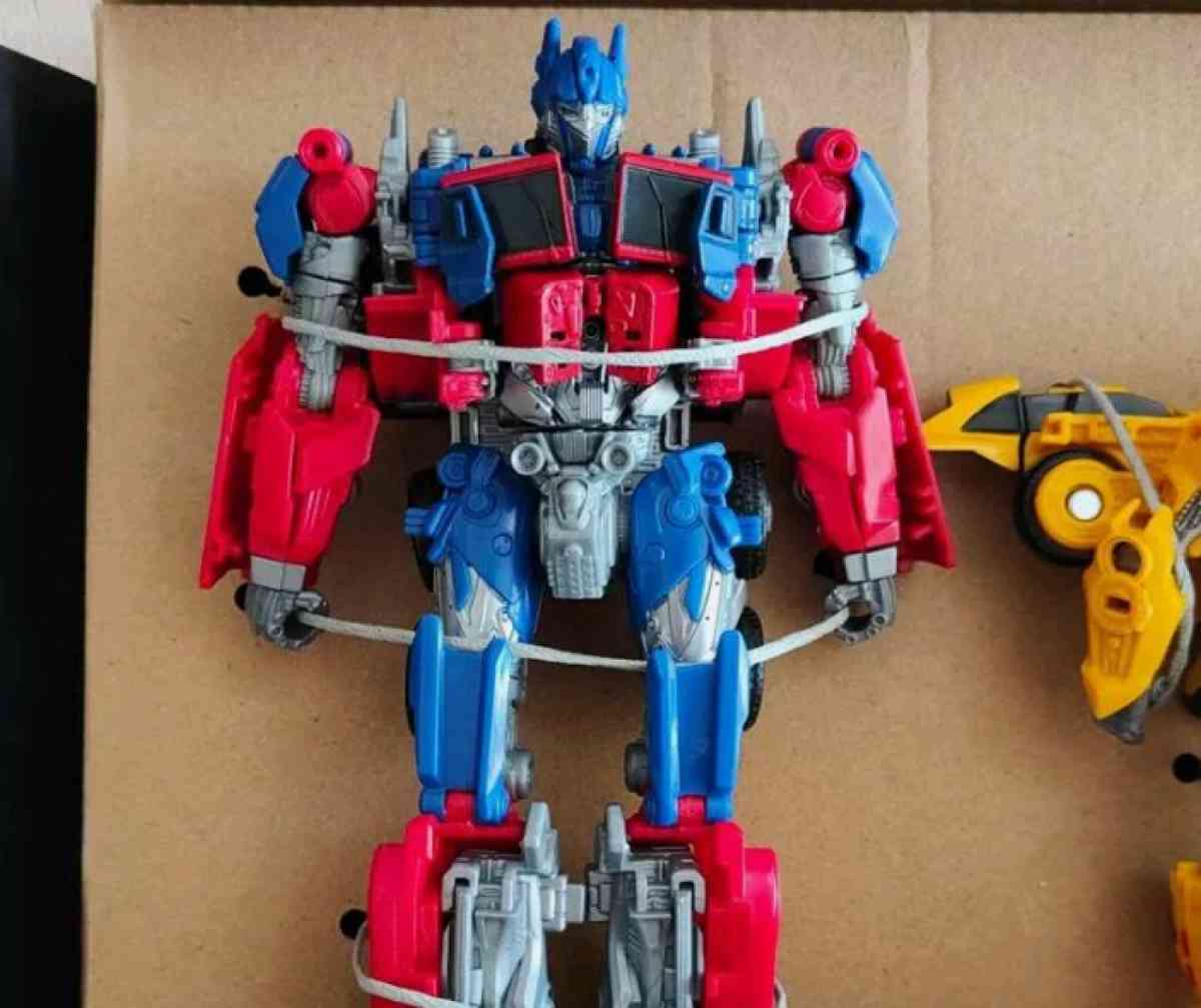 Transformers - Gainesboro, Tennessee - FleaMarketBay