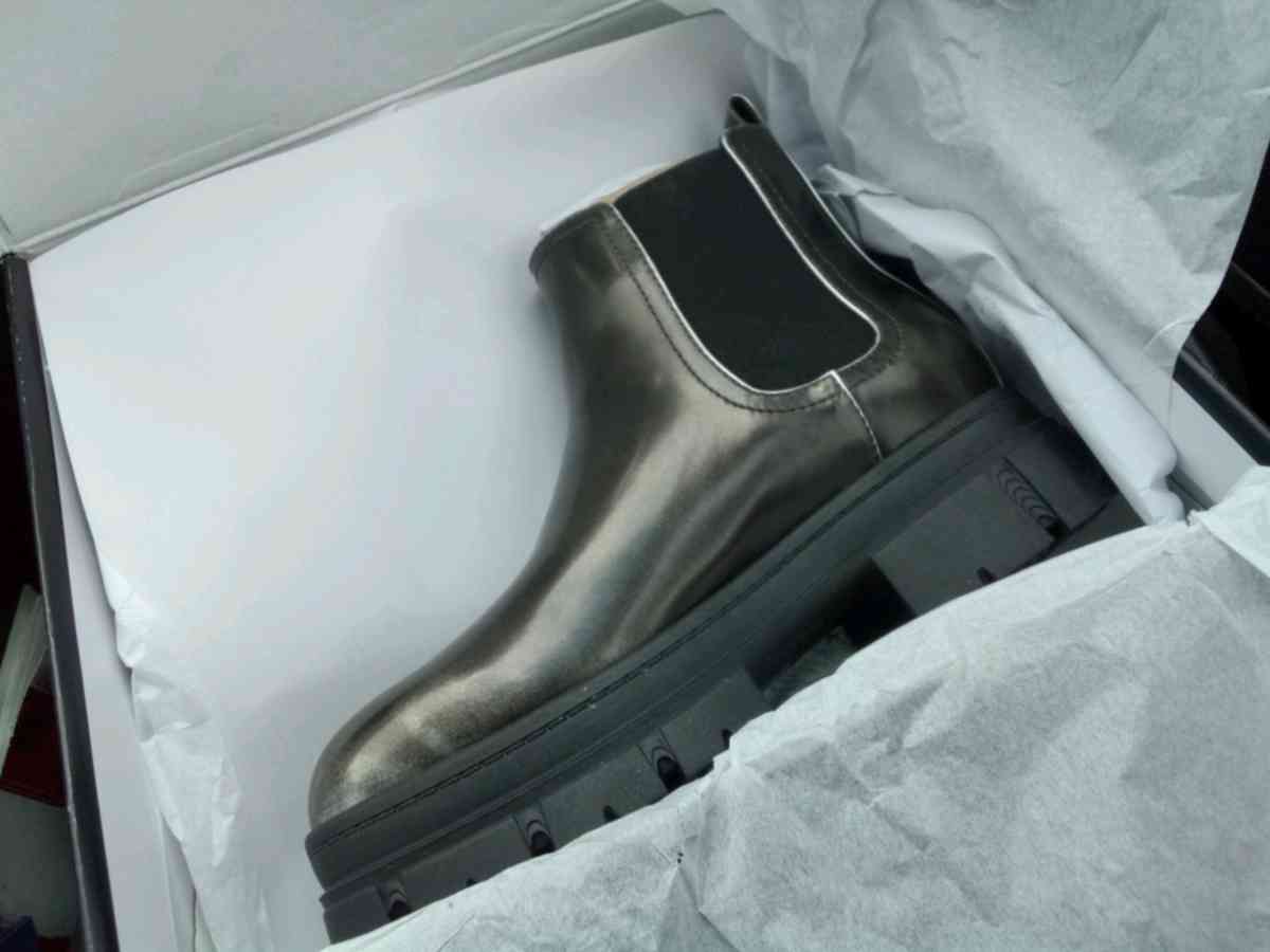 Nine West Sole Booties - Garden Grove, California