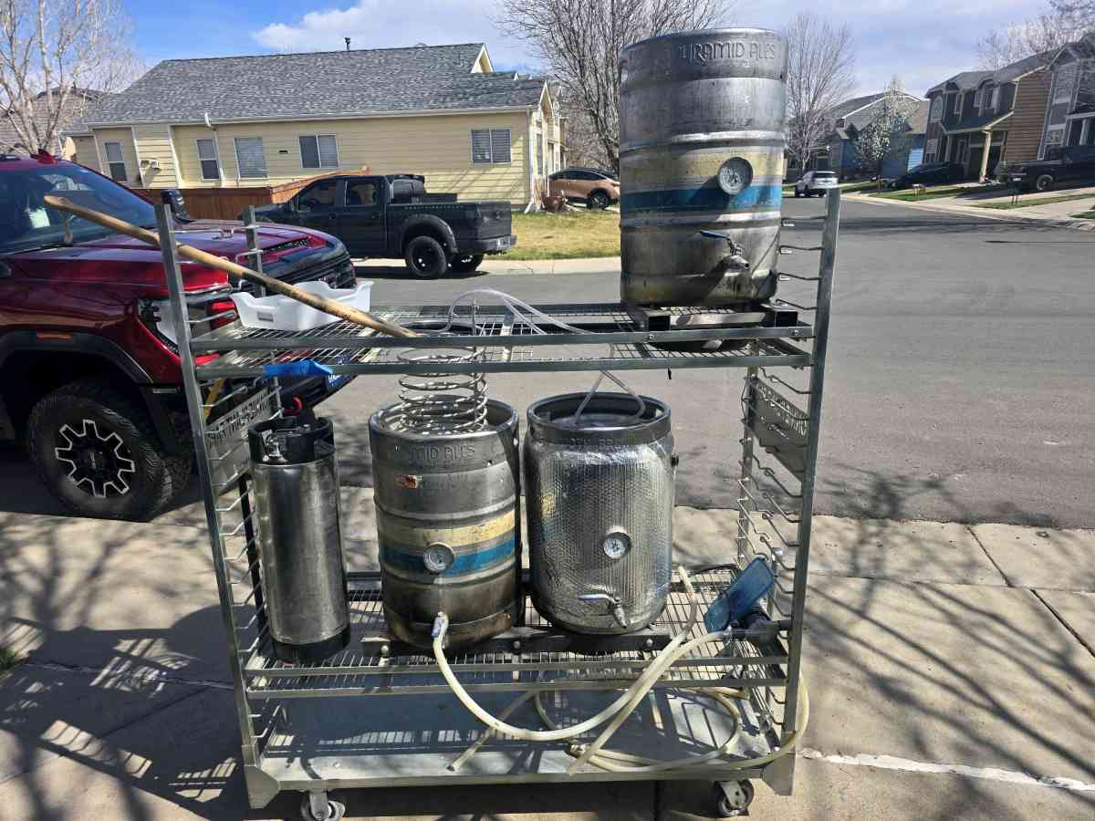 brewery set up - Commerce City, Colorado - FleaMarketBay