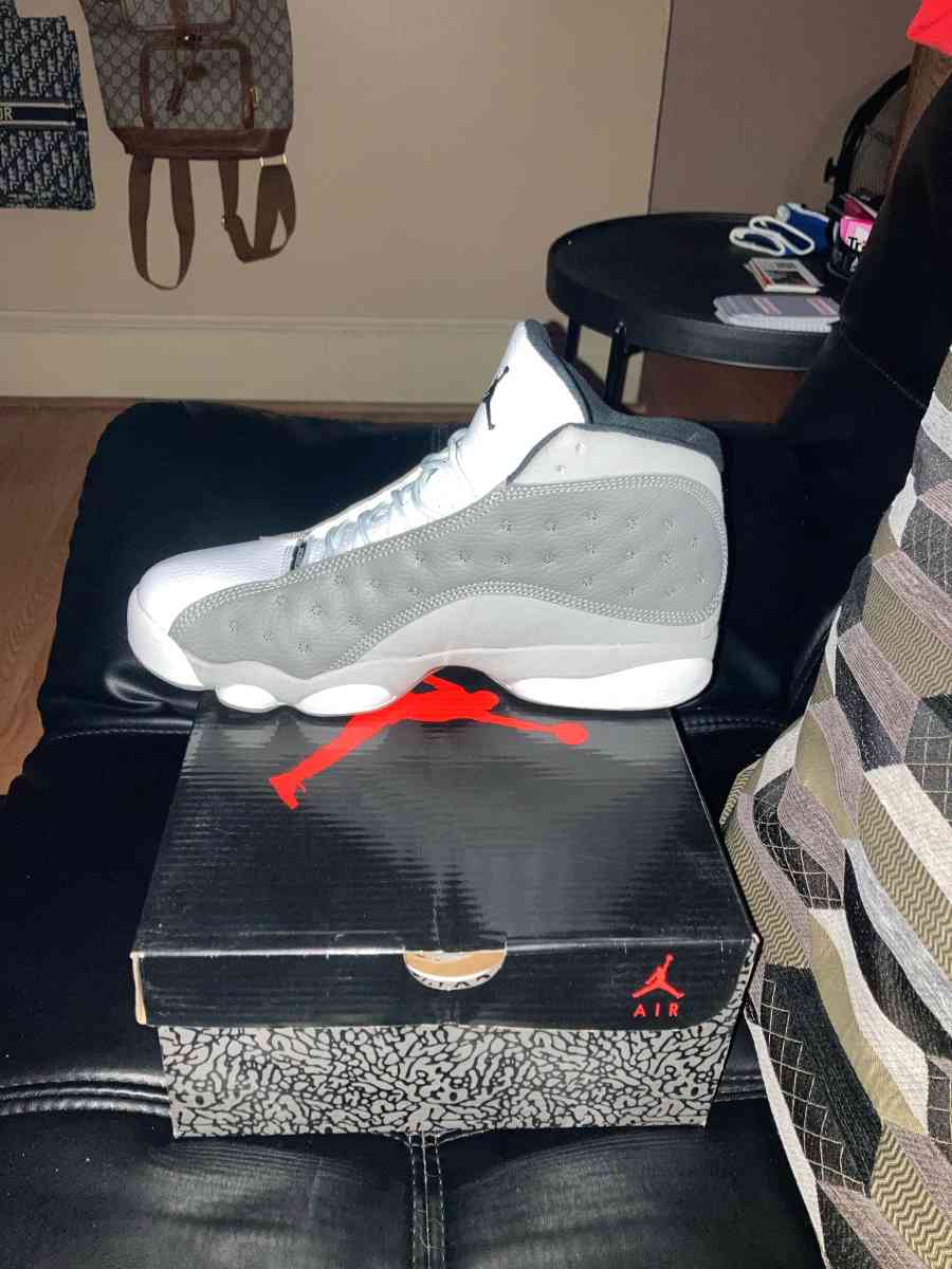 sneakers and more - York, Pennsylvania - FleaMarketBay