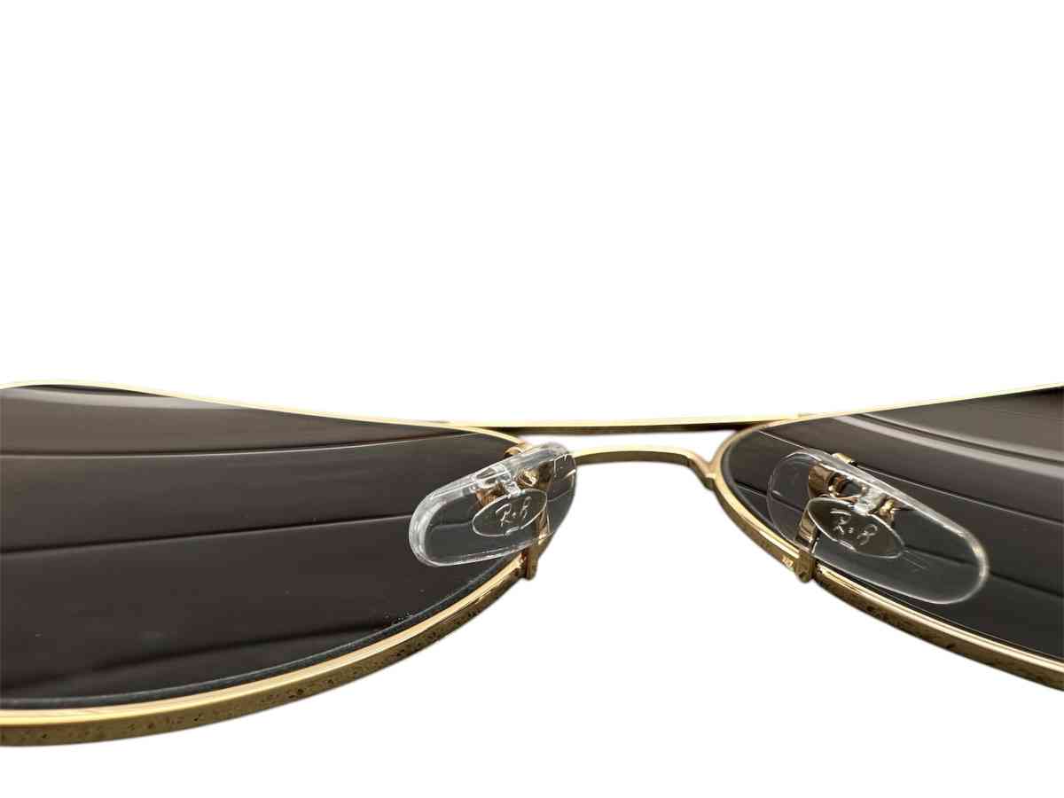 RAY BAN AVIATOR SUNGLASSES - Stamford, Connecticut - FleaMarketBay