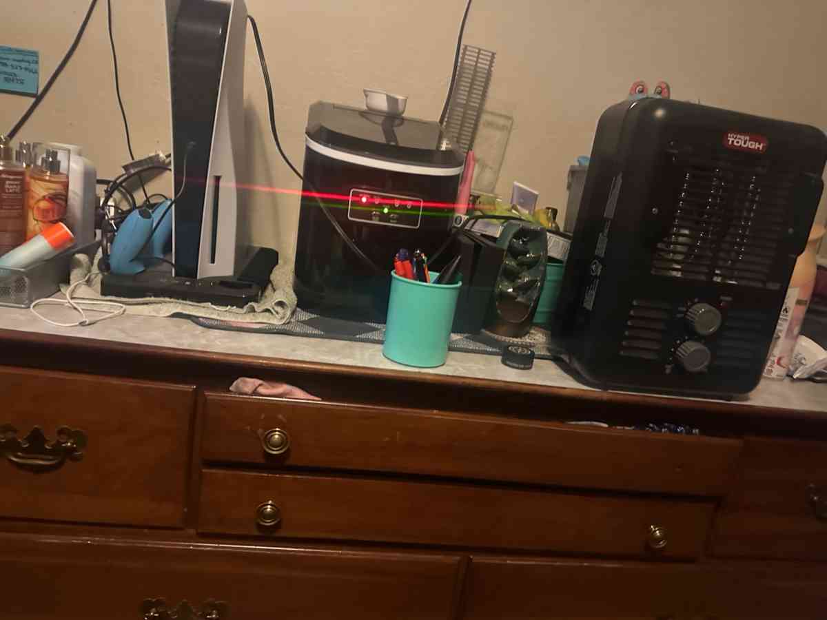 beautiful brown dresser - Santa Clara, California - FleaMarketBay