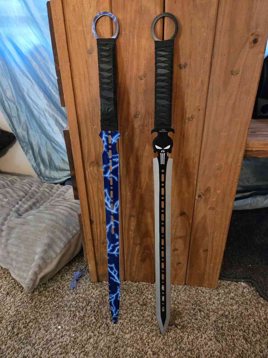 black and Grey sword with punisher skull - Wichita, Kansas - FleaMarketBay