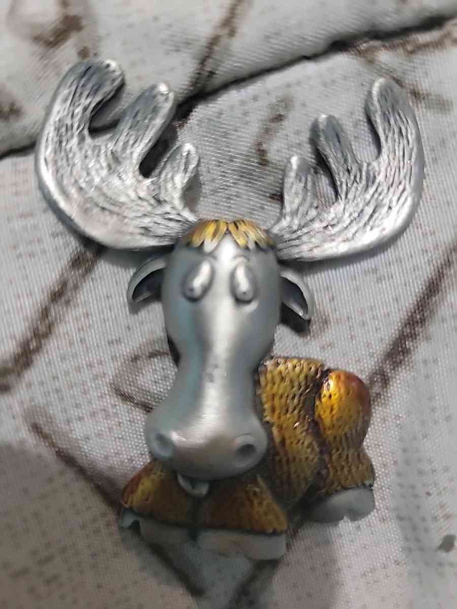 Moose brooch - Brighton, Michigan - FleaMarketBay