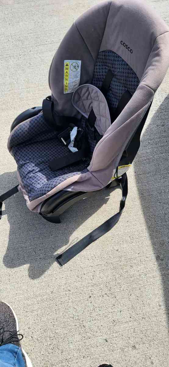 infant car seat - Everett, Washington - FleaMarketBay