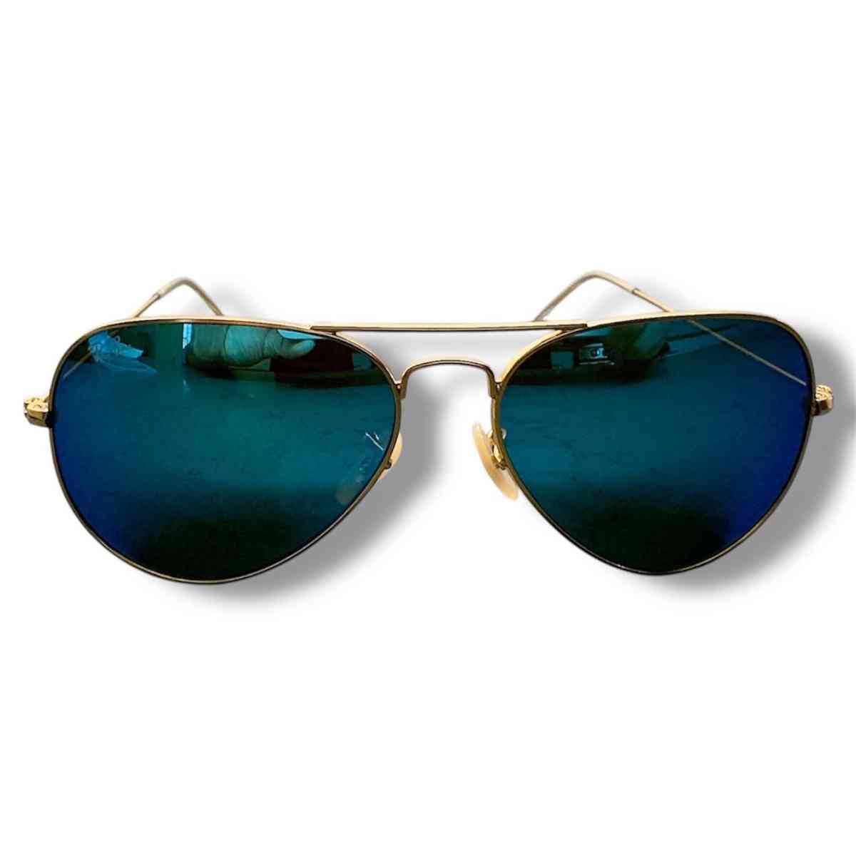 RAY BAN BLUE MIRROR AVIATOR SUNGLASSES - Stamford, Connecticut - FleaMarketBay