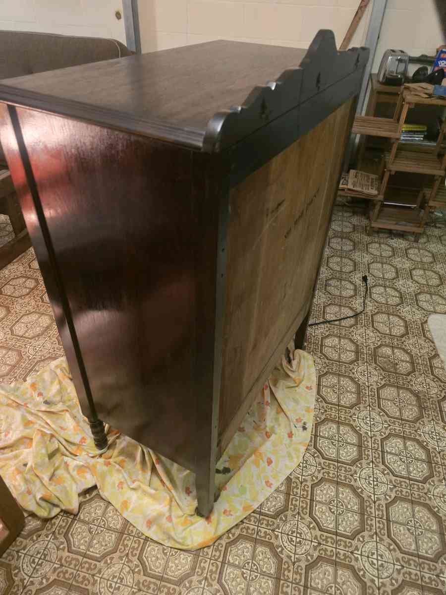 dresser - Lincoln, Nebraska - FleaMarketBay