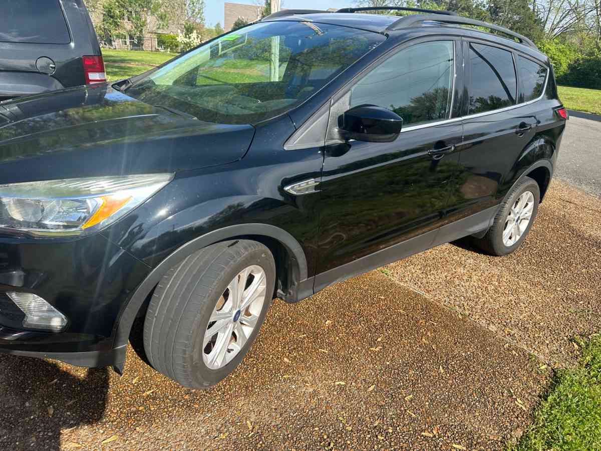 2018 Ford Escape SE - Gallatin, Tennessee - FleaMarketBay