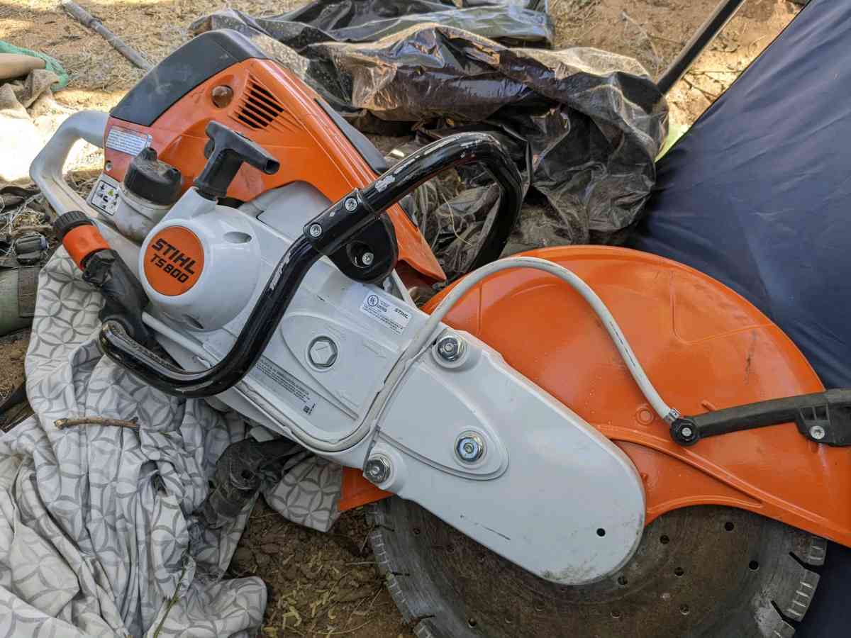 Stihl cut off saw - Tucson, Arizona