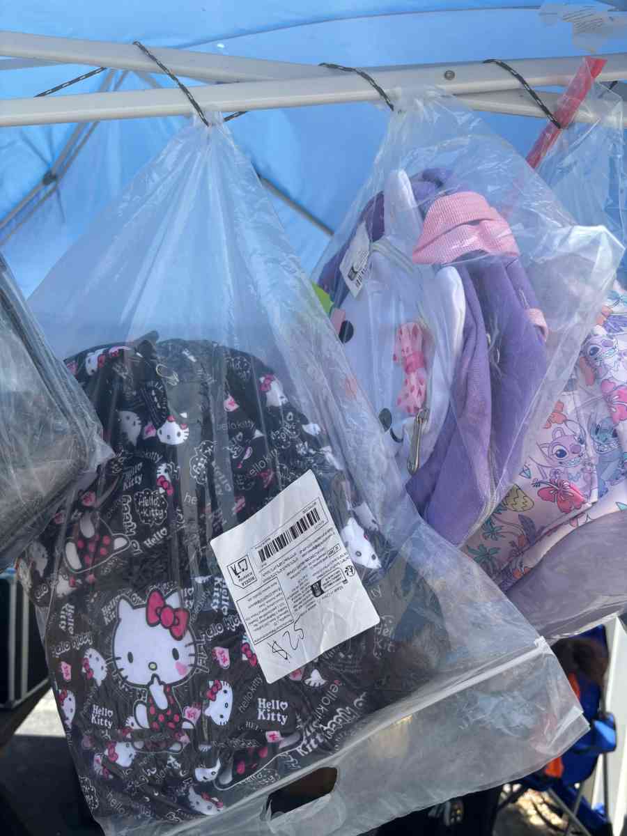 bags all are new - Zebulon, North Carolina - FleaMarketBay