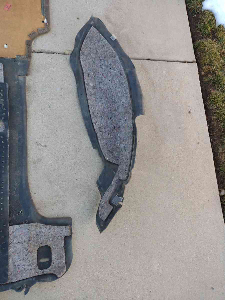 4Runner limited edition cargo carpet - Magna, Utah - FleaMarketBay