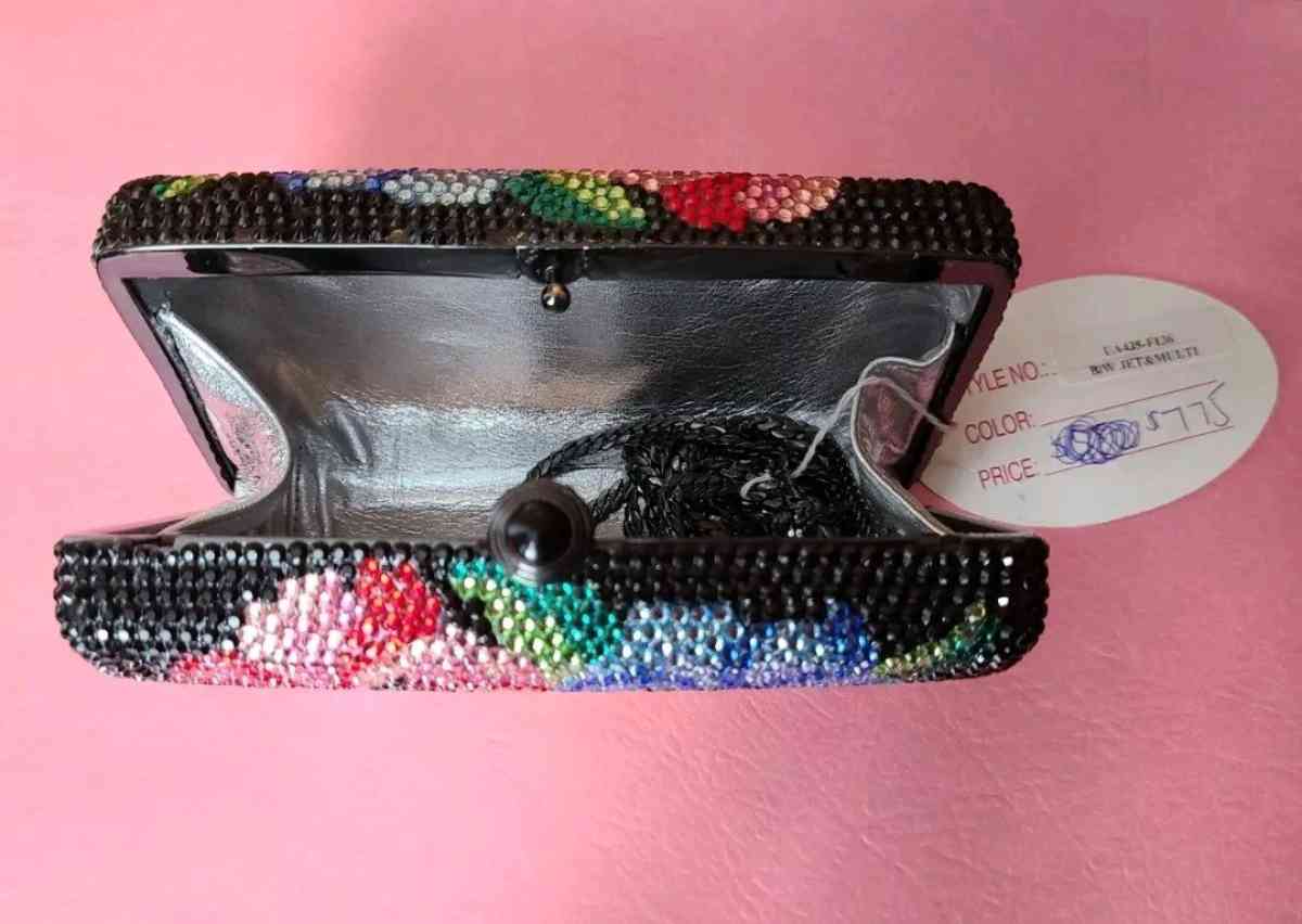 Multicolored Rhineston Flower Shape Clutch Bag Chain and Han - Akron, Ohio - FleaMarketBay