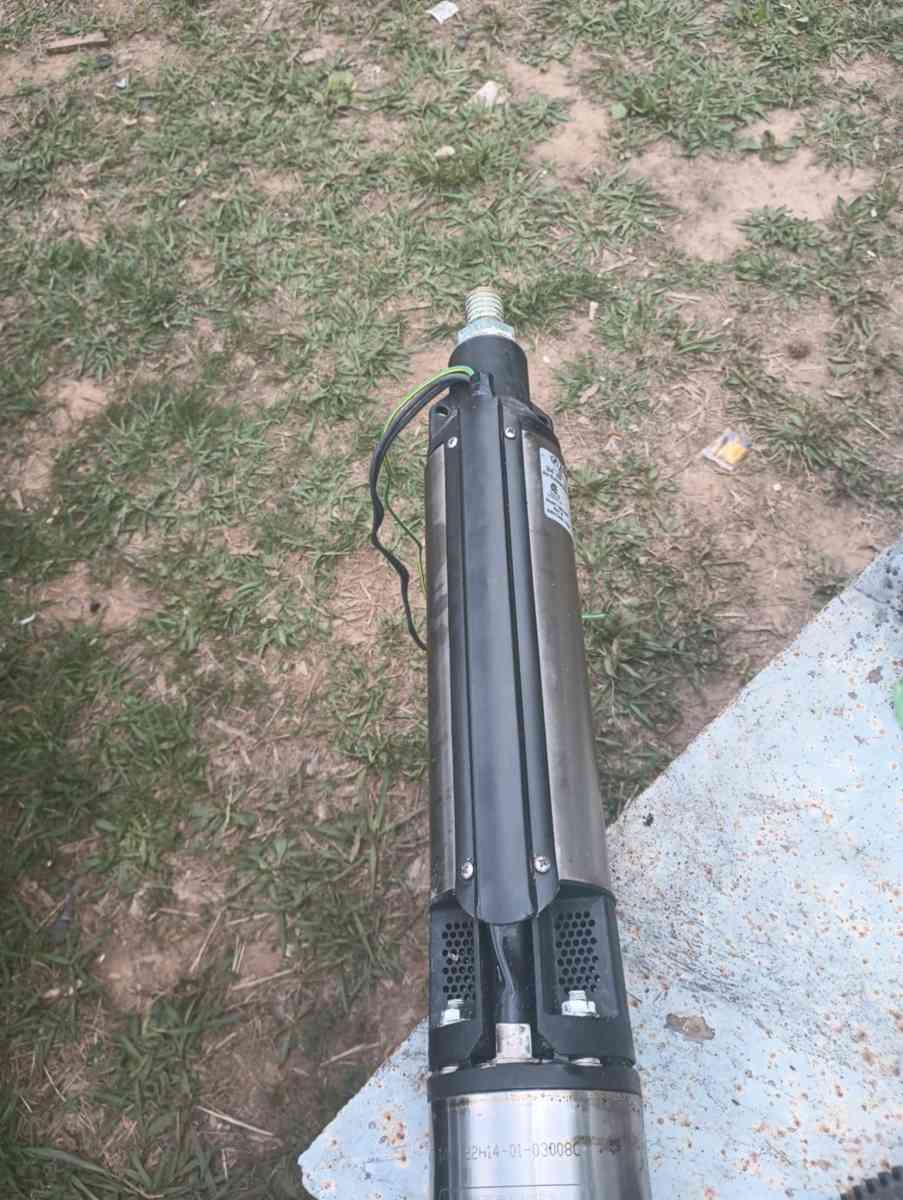 Submersible well pump - Burlington, North Carolina - FleaMarketBay