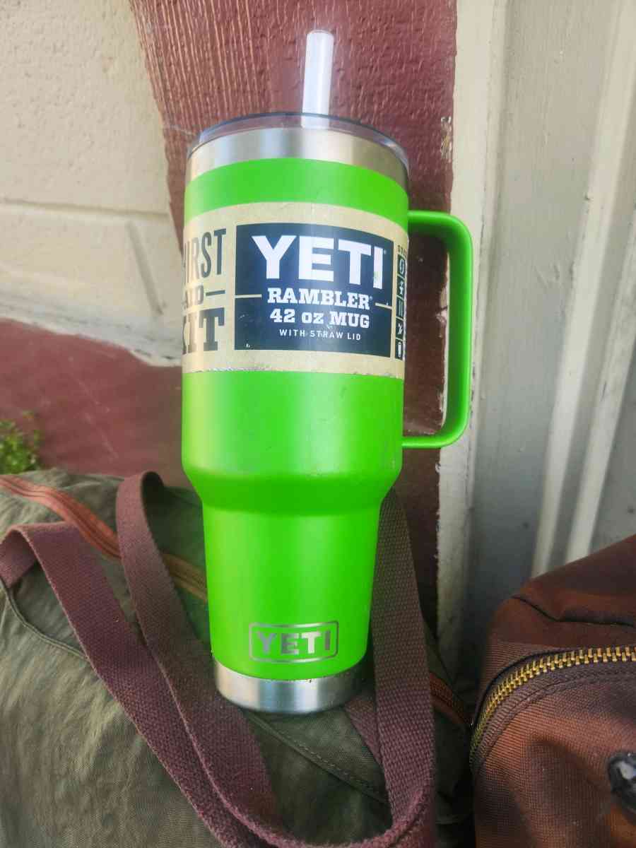 Yeti Rambler 42oz - Adelanto, California - FleaMarketBay